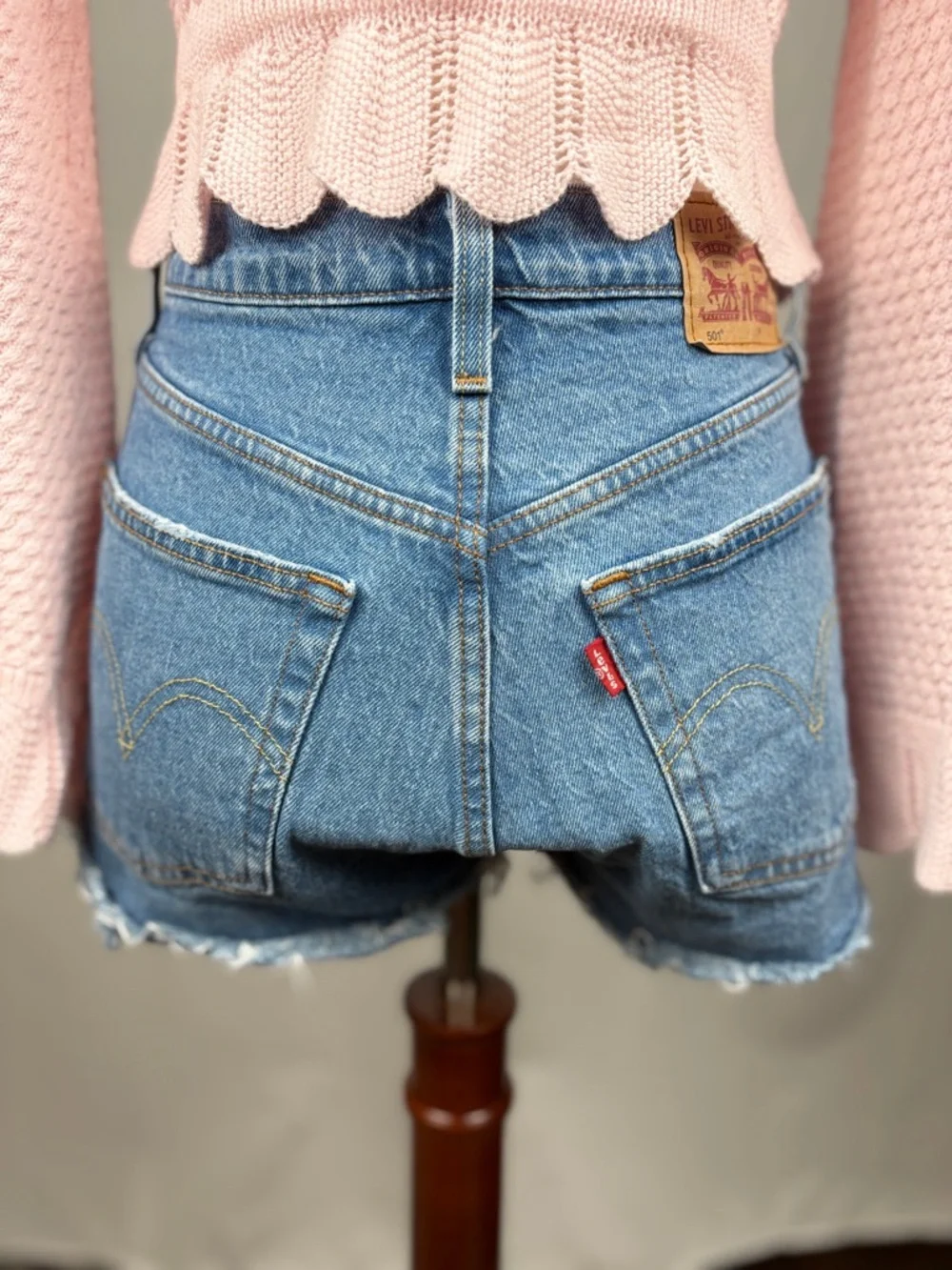 Levi’s 501 High Rise Denim Cutoff Shorts Vintage Wash Button Fly - Picture 2 of 5